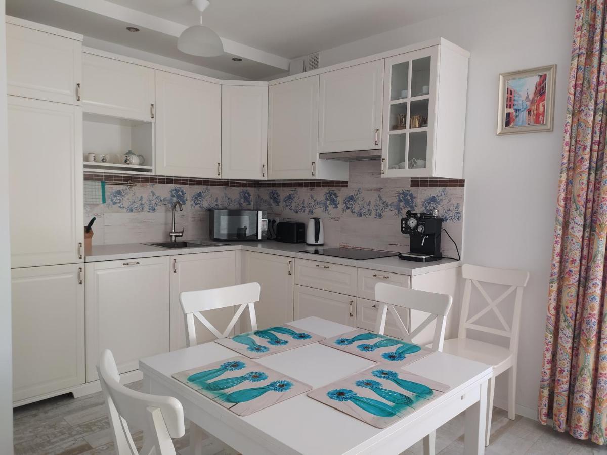 Apartament Eliza ウストロン エクステリア 写真