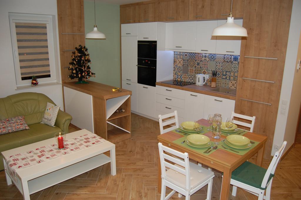 Apartament Eliza ウストロン エクステリア 写真